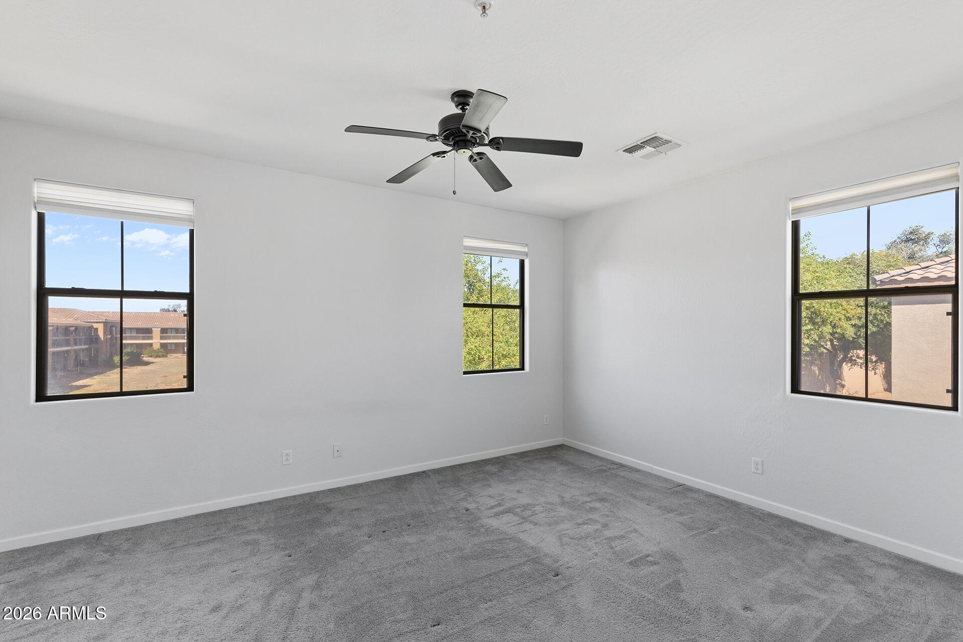 8189 West Groom Creek Road Phoenix, AZ 85043 - Photo 27 of 37 34