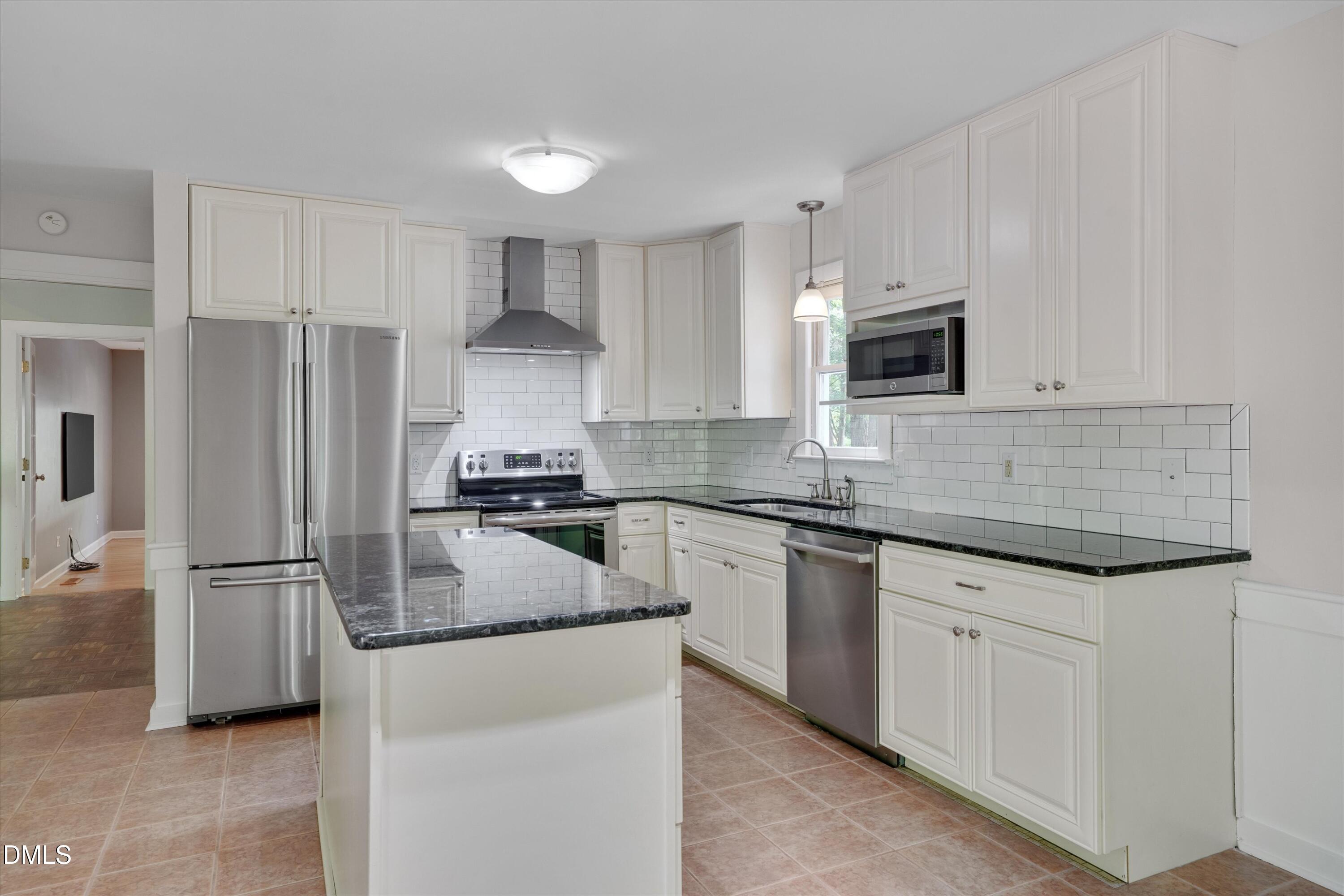 10709 Lowery Drive Raleigh, NC 27615 - Photo 21 of 49 18-10709 Lowery Drive-18
