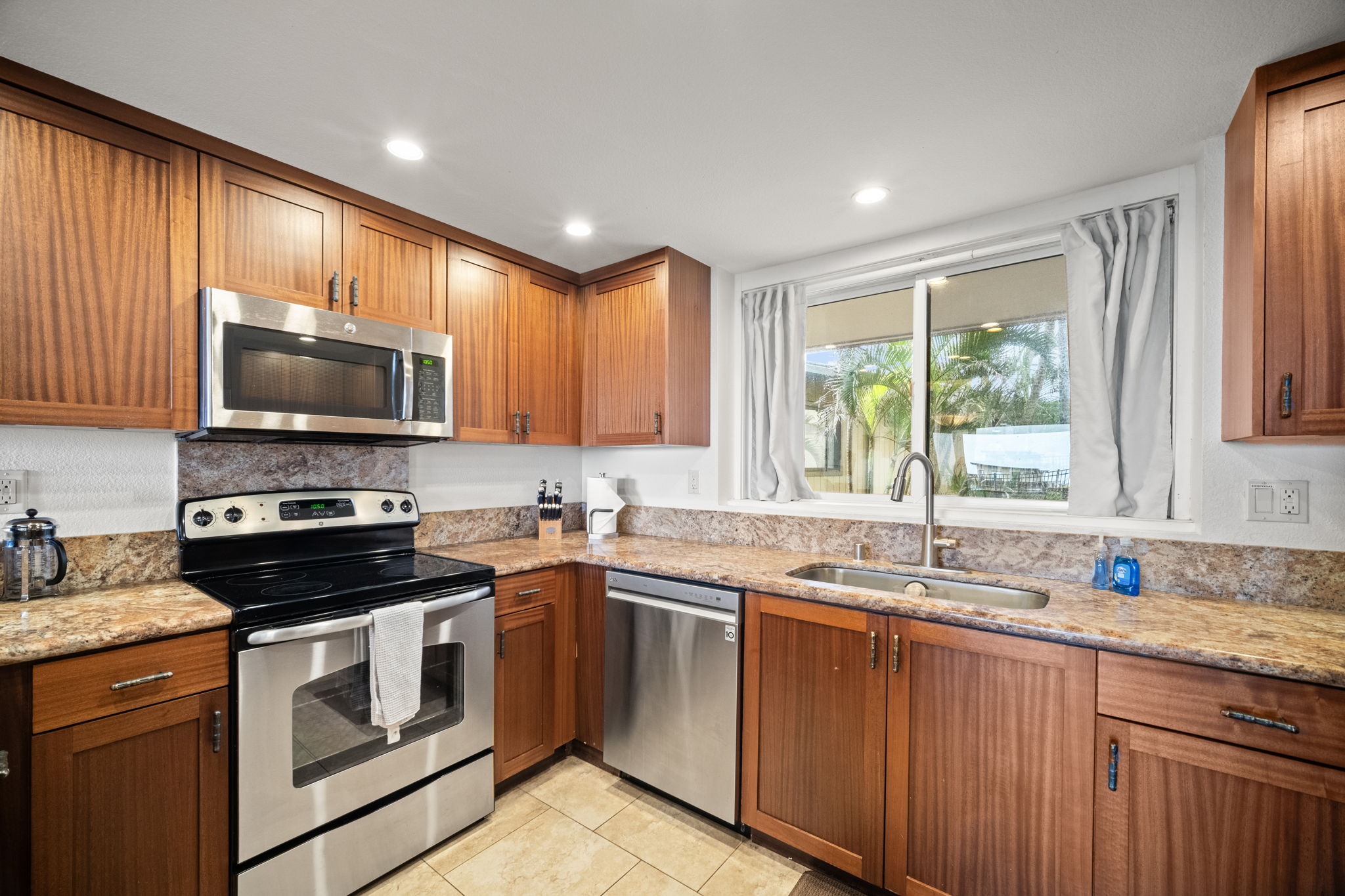 1661 Pee Road, Unit IIC205 Koloa, HI 96756 - Photo 3 of 30