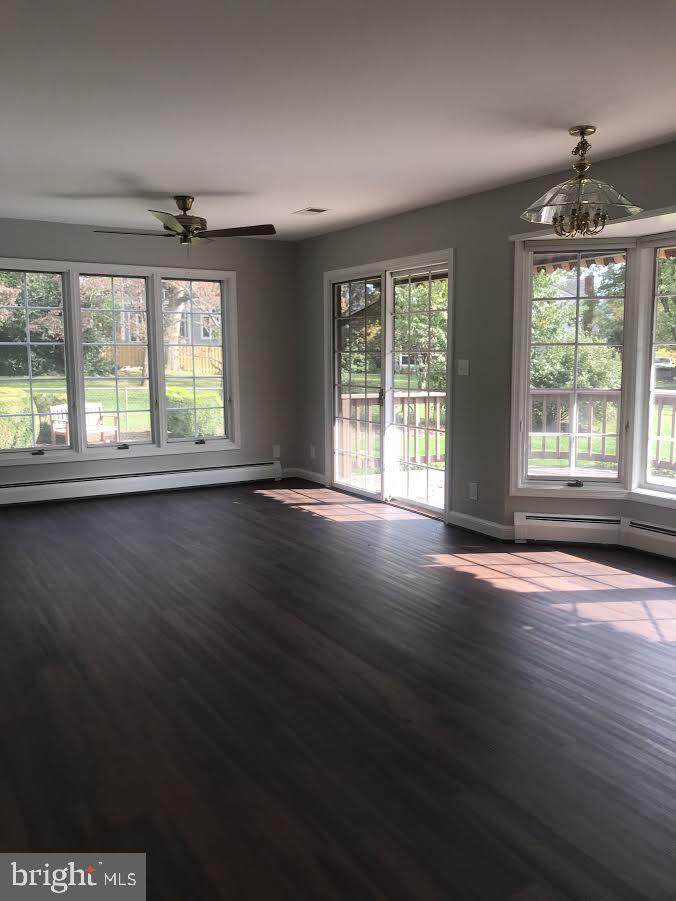 521 Beulah Road Vienna, VA 22180 - Photo 4 of 27