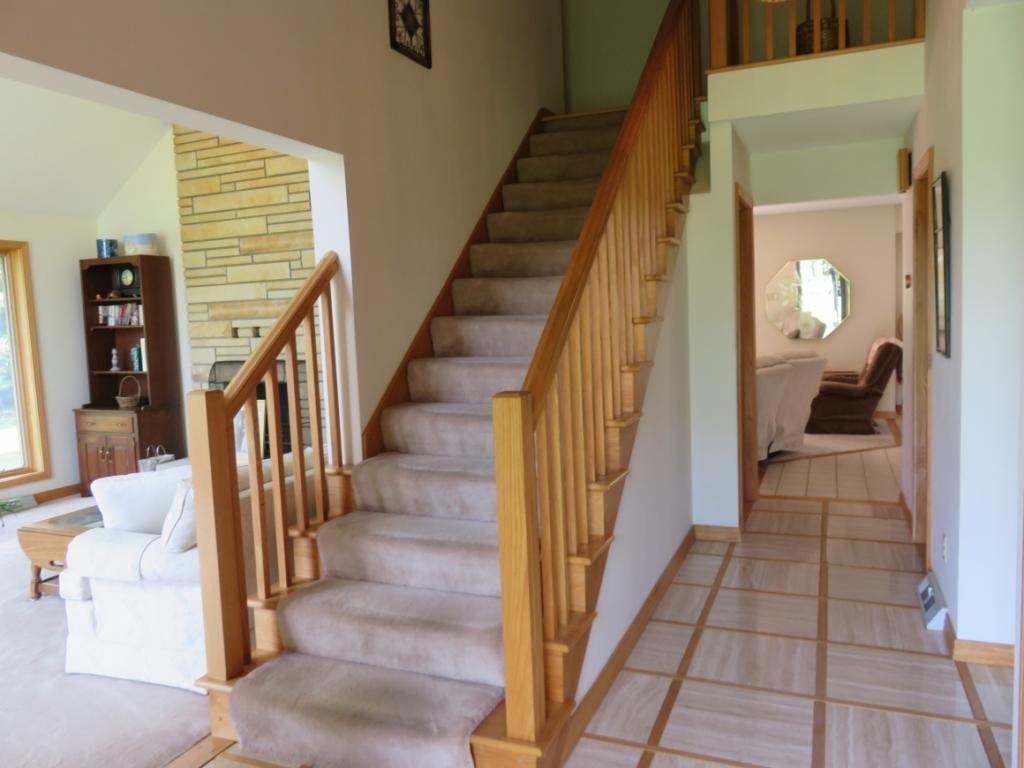 581 Jones Road Vestal, NY 13850 - Photo 3 of 30 Gallery Image 3