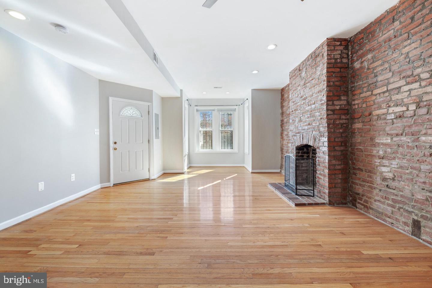 504 L Street Northeast, Unit A Washington, DC 20002 - Photo 6 of 20