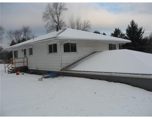 133 Midvale Road Big Beaver, PA 16157 - Photo 2 of 11 Exterior Back.