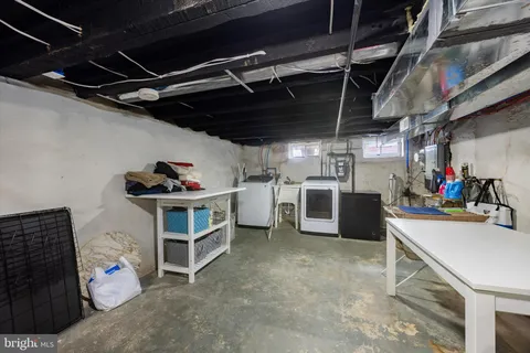 a view of a storage & utility room