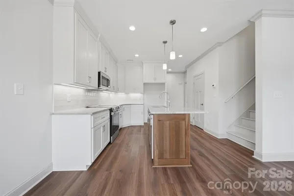 $414,900 | 4957 Southview Drive, Hickory, NC 28602