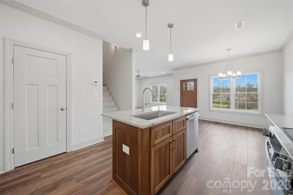 $414,900 | 4957 Southview Drive, Hickory, NC 28602