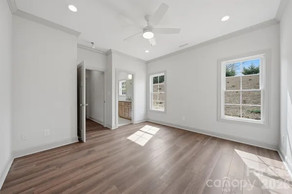 $414,900 | 4957 Southview Drive, Hickory, NC 28602