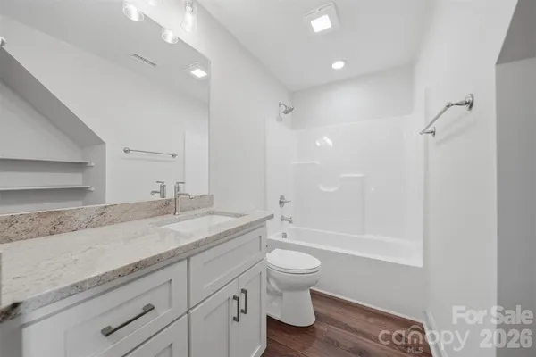 $414,900 | 4957 Southview Drive, Hickory, NC 28602