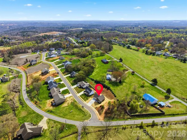 $414,900 | 4957 Southview Drive, Hickory, NC 28602