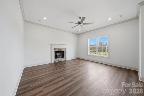 $414,900 | 4957 Southview Drive, Hickory, NC 28602