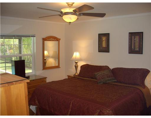 19558 Delaware Circle Boca Raton, FL 33434 - Photo 6 of 18 Master Bedroom