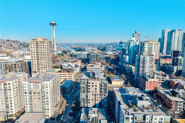 $407,500 | 76 Cedar Street, Unit 303, Seattle, WA 98121