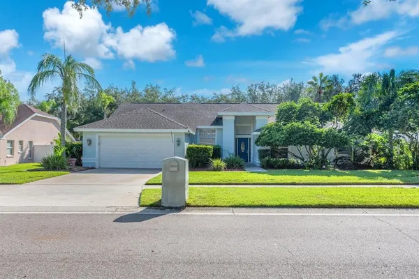 $3,200 | 4008 Eagles Nest Drive, Valrico, FL 33596