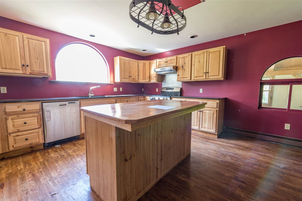 619 Town Farm Road Springfield, NH 03284 - Photo 4 of 40