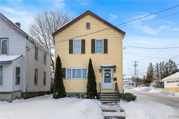 $169,900 | 1 Lamott Avenue, Whitestown, NY 13495