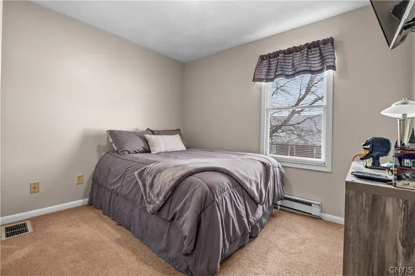 $169,900 | 1 Lamott Avenue, Whitestown, NY 13495