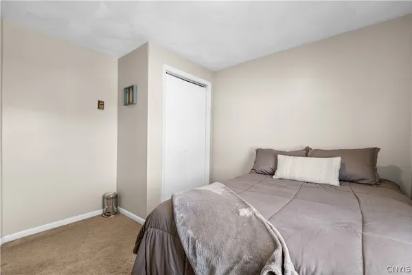 $169,900 | 1 Lamott Avenue, Whitestown, NY 13495