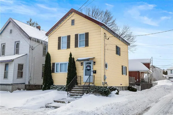 $169,900 | 1 Lamott Avenue, Whitestown, NY 13495