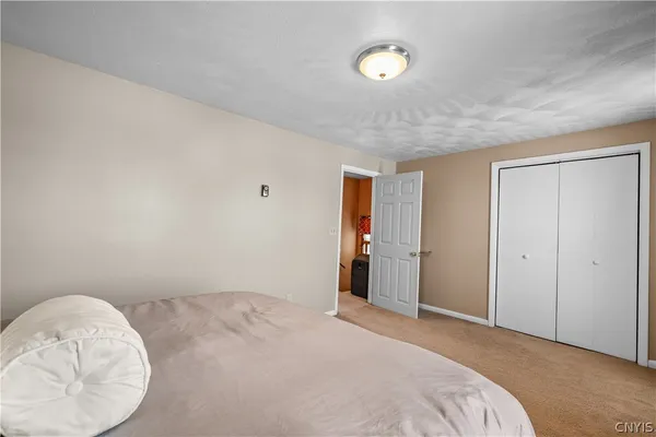 $169,900 | 1 Lamott Avenue, Whitestown, NY 13495