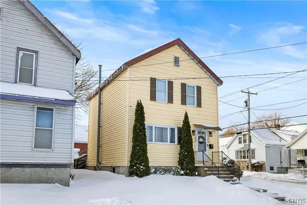 $169,900 | 1 Lamott Avenue, Whitestown, NY 13495