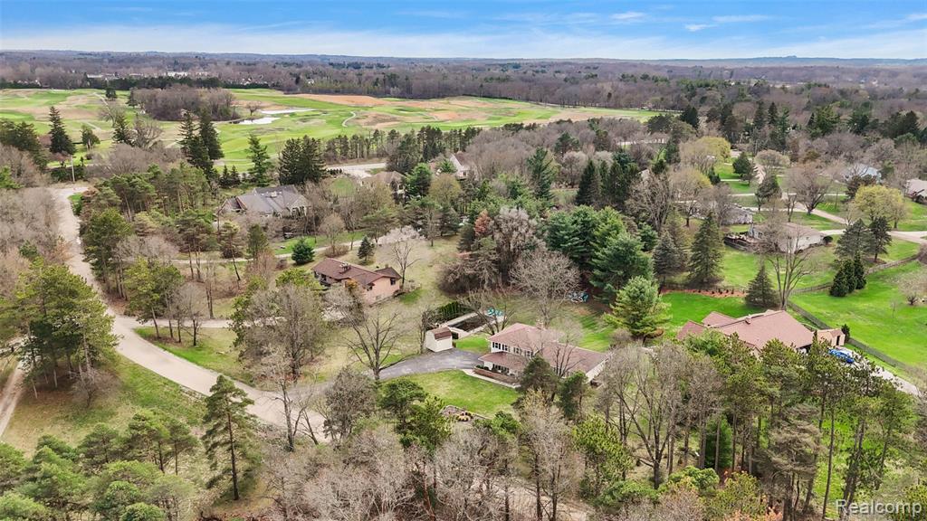 125 Cayuga Road Lake Orion, MI 48362 - Photo 39 of 53
