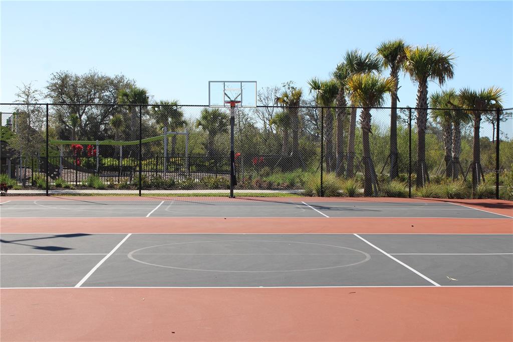 17567 Crescent Moon Loop Bradenton, FL 34211 - Photo 2 of 51