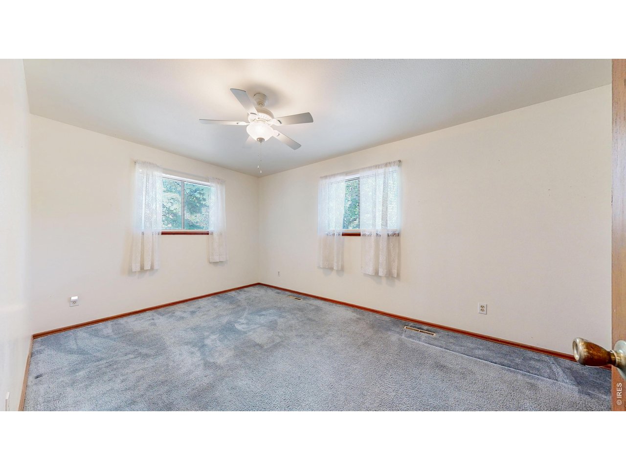 1009 Club View Road Fort Collins, CO 80524 - Photo 12 of 39 Large rooms
