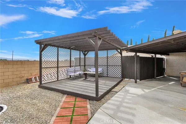 $630,000 | 11665 Winterhawk Way, Apple Valley, CA 92308