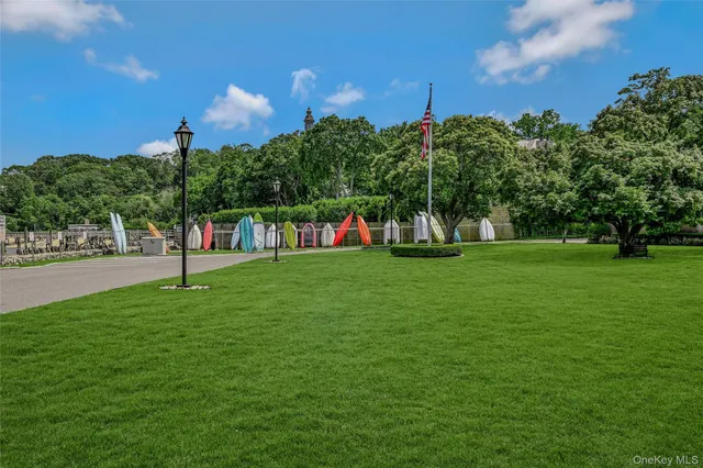 $2,450,000 | 1537 Laurel Hollow Road, Syosset, NY 11791