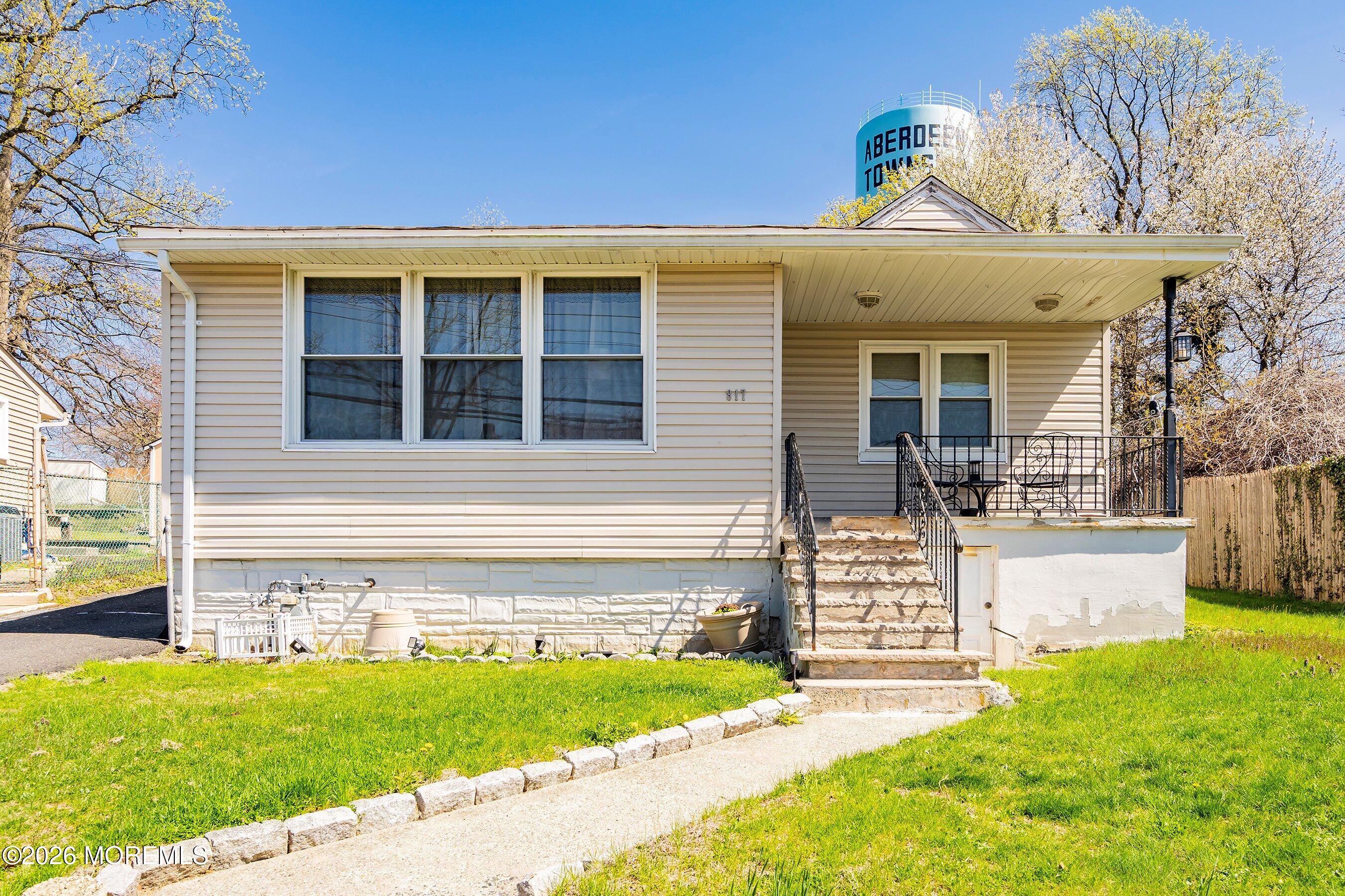 817 Shore Concourse Keyport, NJ 07735 - Photo 1 of 12 02-Front