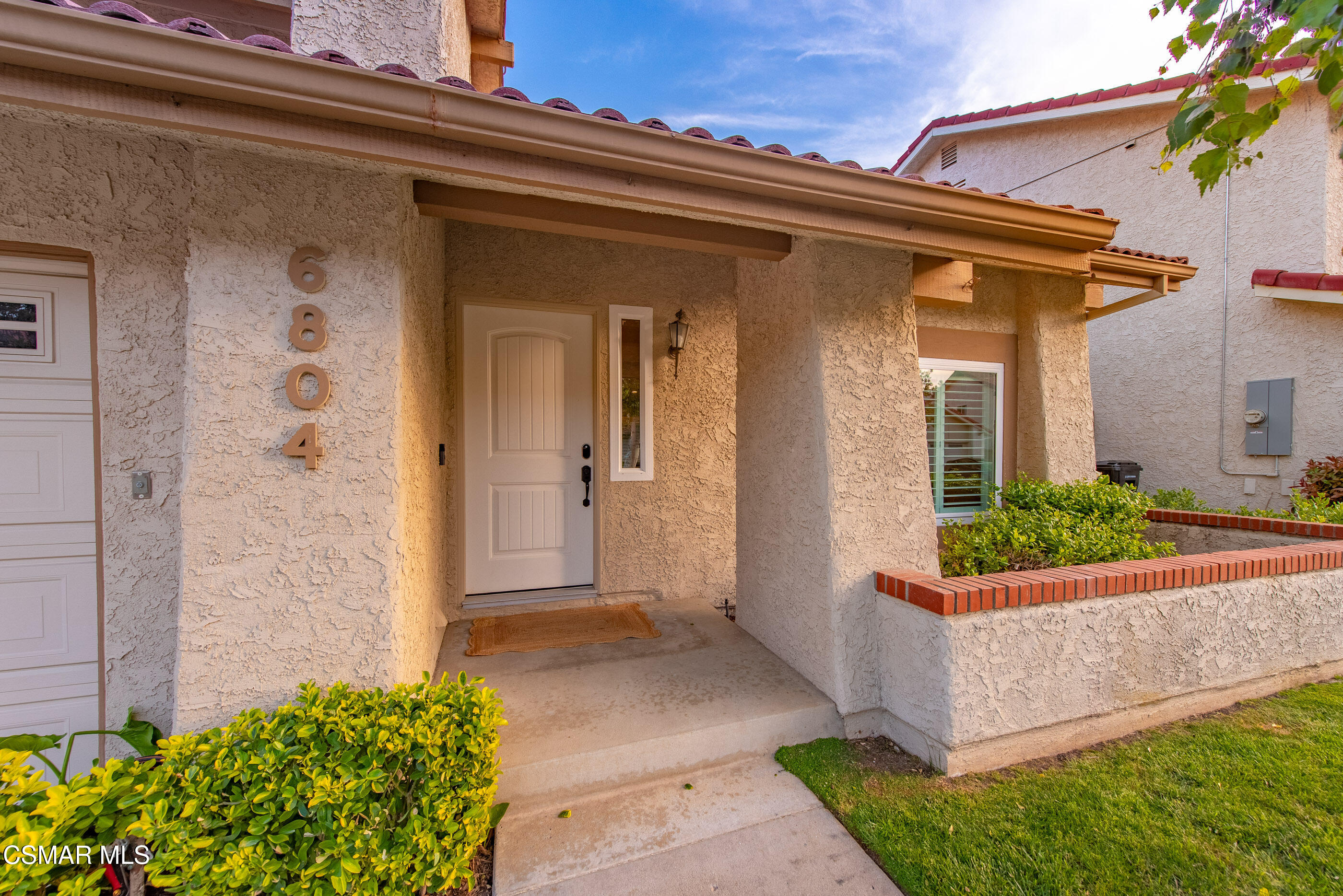 6804 Eaglehaven Lane Oak Park, CA 91377 - Photo 13 of 45 6804 Eaglehaven Ln Oak Park-4