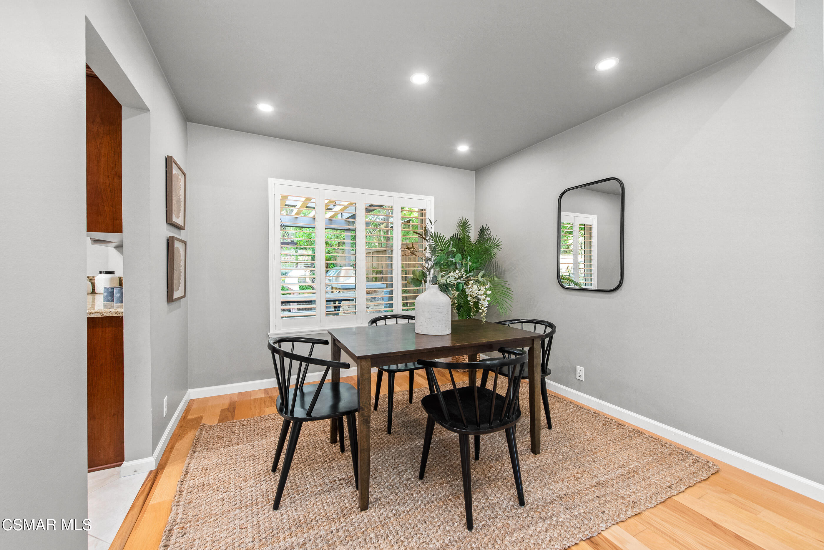 6804 Eaglehaven Lane Oak Park, CA 91377 - Photo 17 of 45 6804 Eaglehaven Ln Oak Park-9