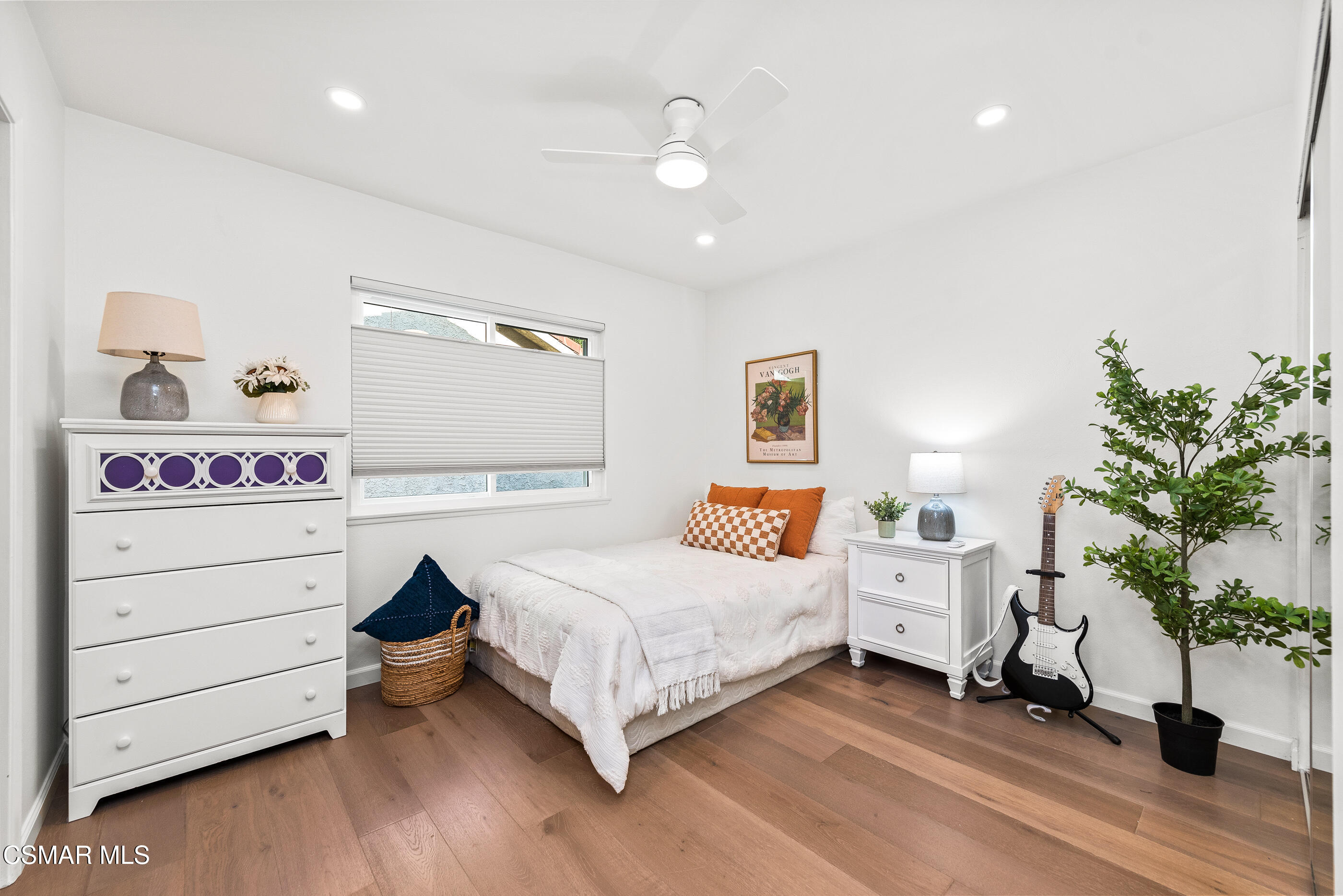 6804 Eaglehaven Lane Oak Park, CA 91377 - Photo 25 of 45 6804 Eaglehaven Ln Oak Park-21