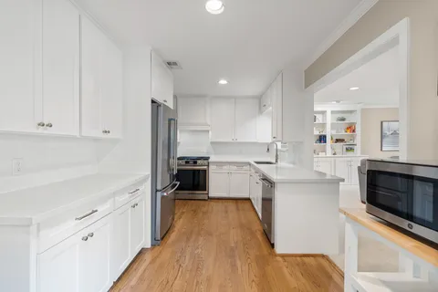 $620,000 | 5414 Pagewood Lane, Houston, TX 77056