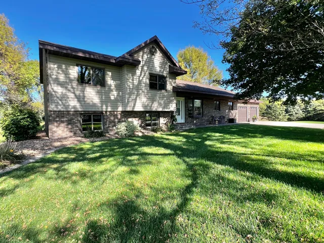 $520,000 | 4095 125th Street Southeast, Granite Falls, MN 56241