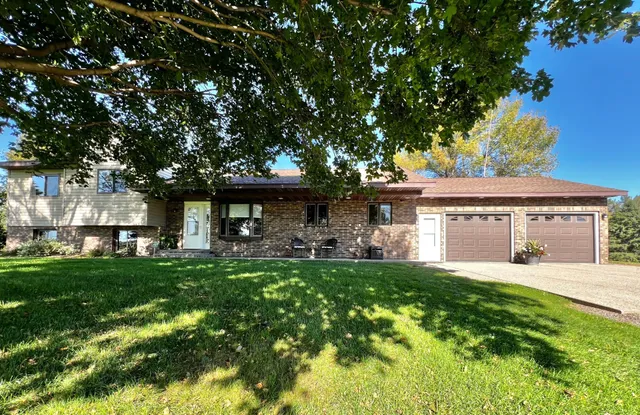 $520,000 | 4095 125th Street Southeast, Granite Falls, MN 56241