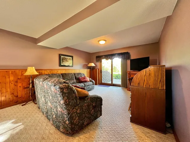 $520,000 | 4095 125th Street Southeast, Granite Falls, MN 56241