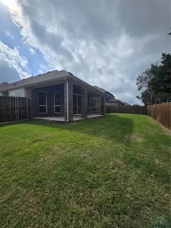 $461,500 | 1719 Newport Lane, Cedar Hill, TX 75104