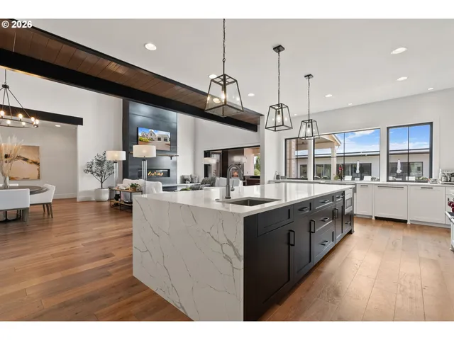 $6,250,000 | 22280 Southwest Stafford Road, Tualatin, OR 97062