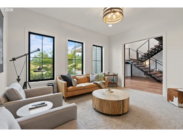 $6,250,000 | 22280 Southwest Stafford Road, Tualatin, OR 97062