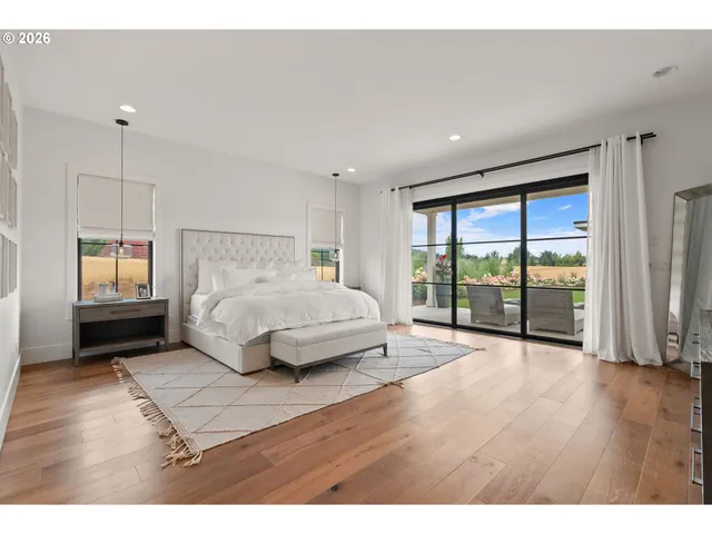 $6,250,000 | 22280 Southwest Stafford Road, Tualatin, OR 97062