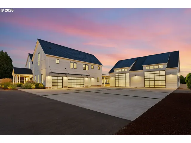 $6,250,000 | 22280 Southwest Stafford Road, Tualatin, OR 97062