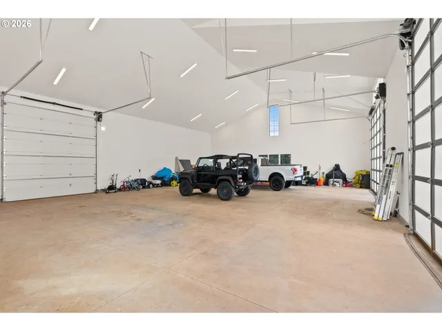 $6,250,000 | 22280 Southwest Stafford Road, Tualatin, OR 97062