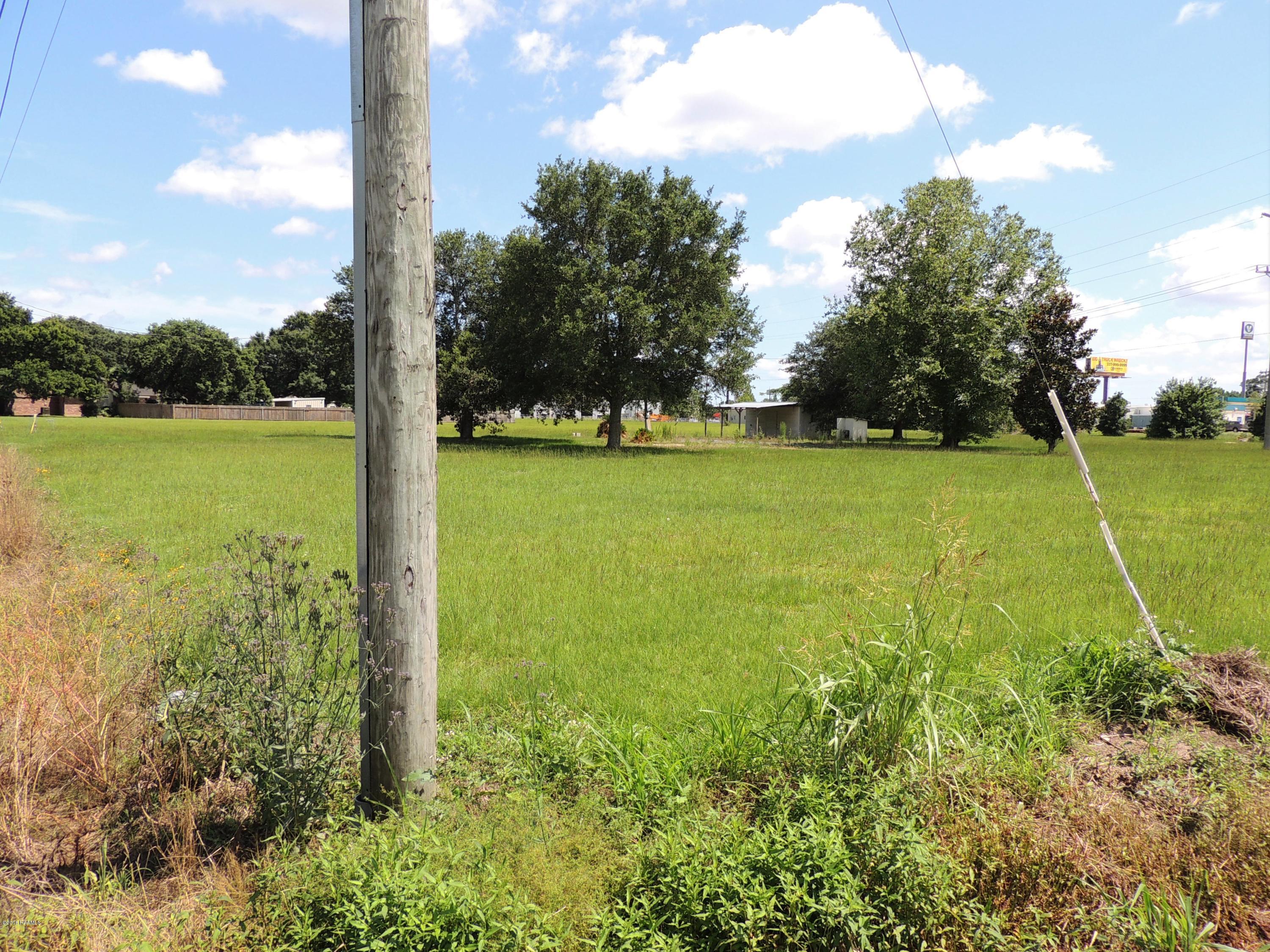 404 Garber Road Broussard, LA 70518 - Photo 4 of 12 Gallery Image 4