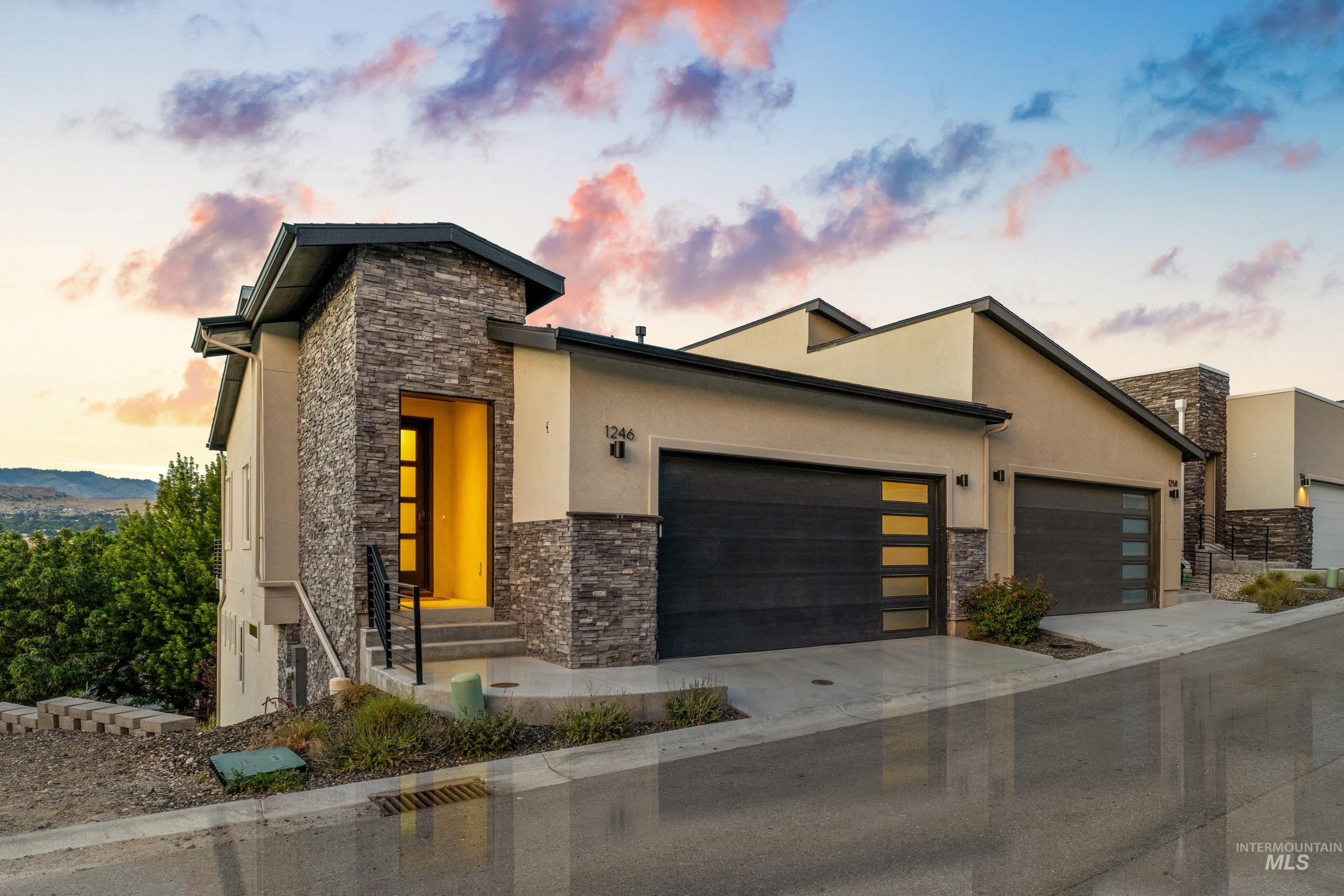 1246 East Echelon Ridge Lane Boise, ID 83716 - Photo 3 of 47