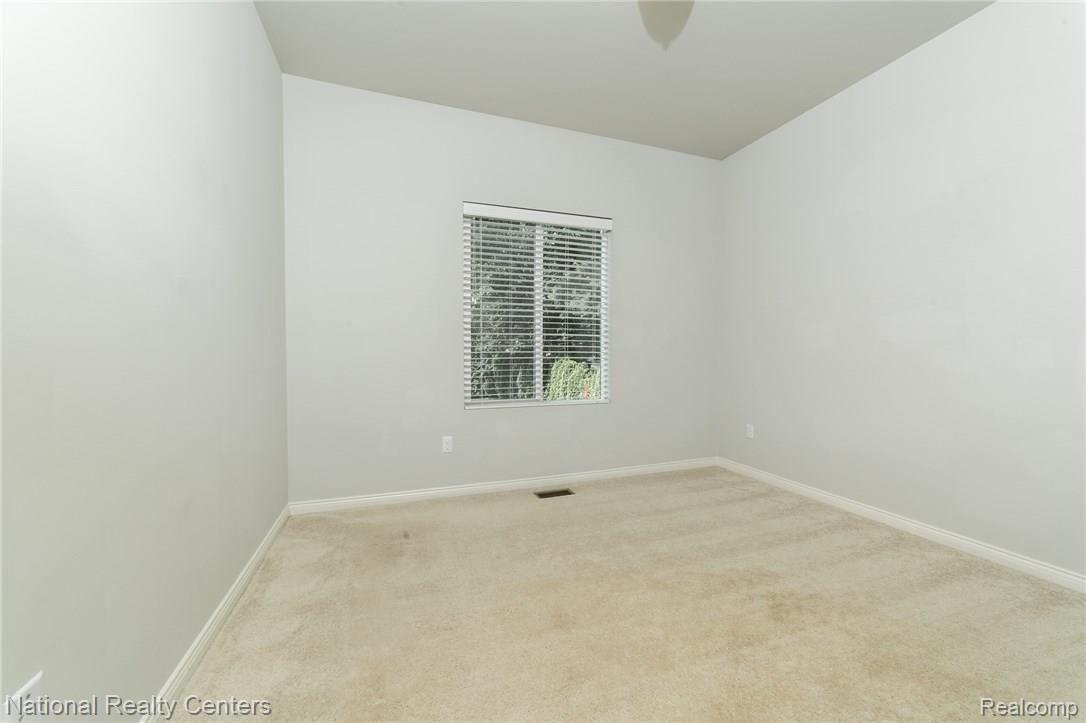 918 Monterey Ln. Rochester, MI 48307 - Photo 19 of 30 RDW_4876.jpg