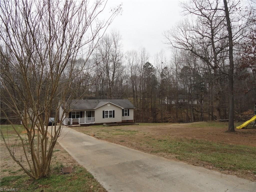 2879 Hunt Ridge Court Trinity, NC 27370 - Photo 2 of 13
