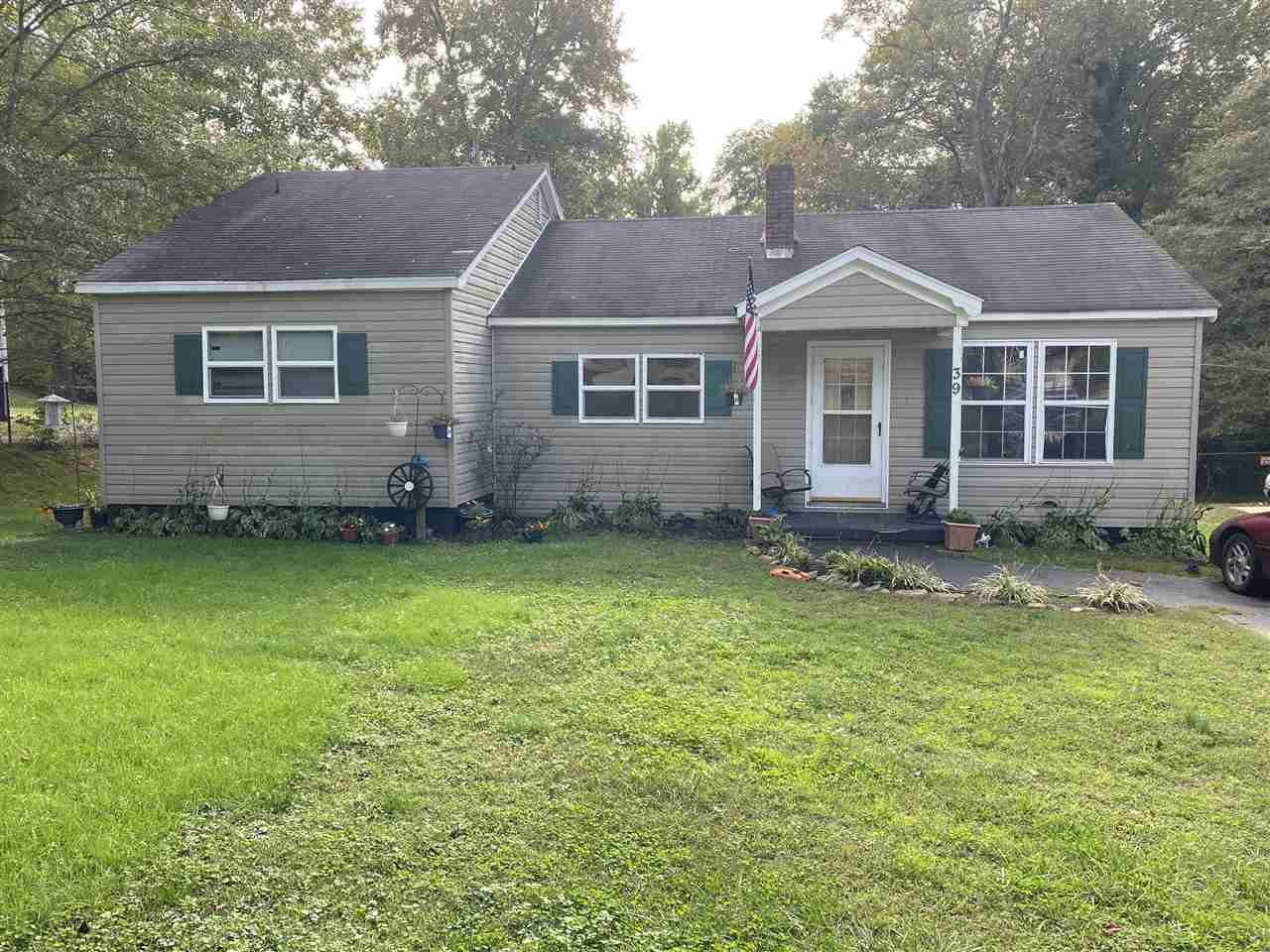 39 Bishop Street Inman, SC 29349 - Photo 1 of 13