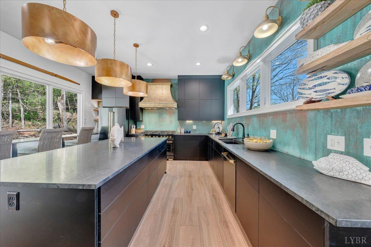 16358 Moneta Road Moneta, VA 24121 - Photo 17 of 78