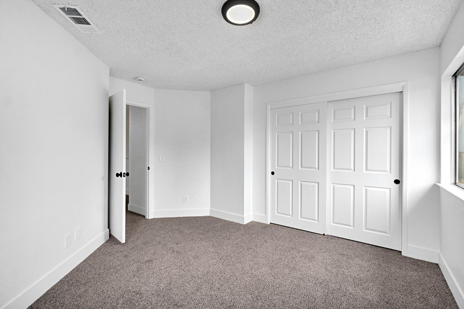 3622 West Terrace Avenue Fresno, CA 93722 - Photo 24 of 33